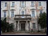 87. Kowary